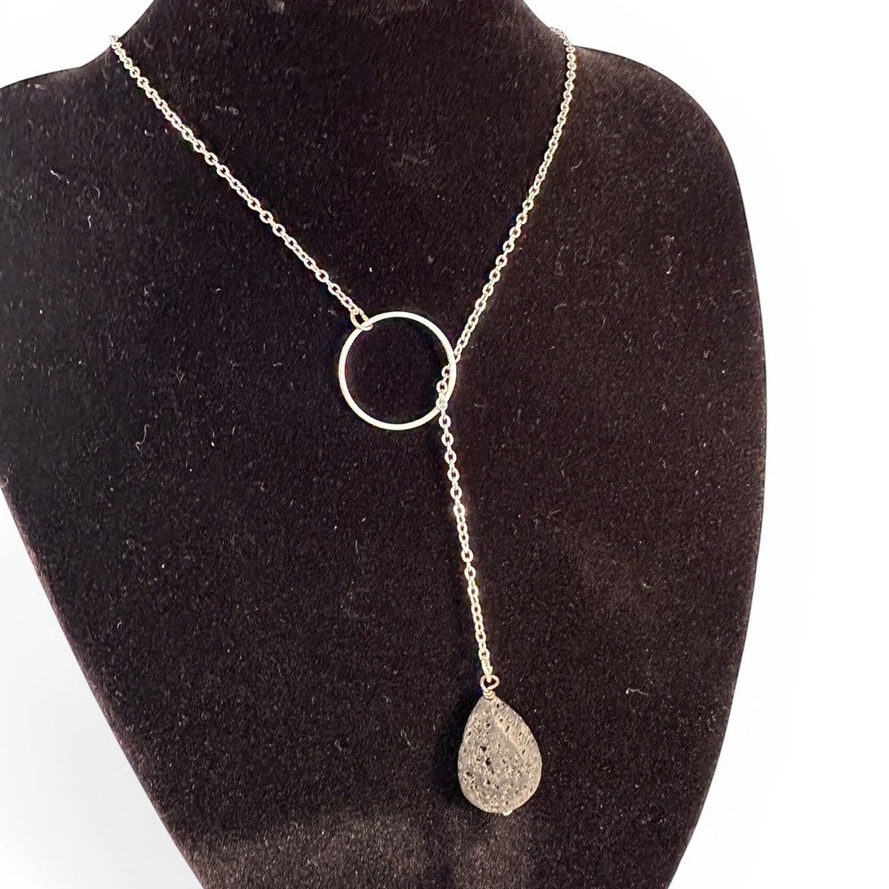 Unbranded Lariat Necklace Womens OS Silver Black Good Lava Rock Teardrop Boho